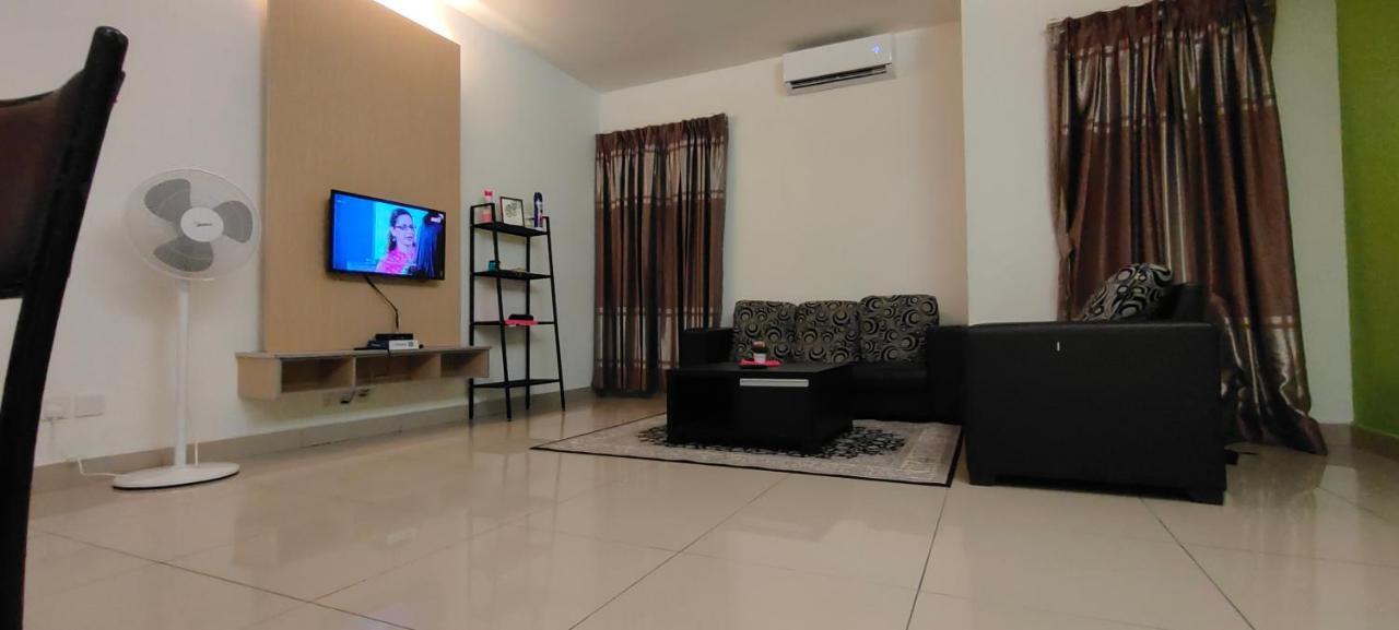 2 Rooms Homestay Deviana Wakaf Che Yeh Kota Bharu Dış mekan fotoğraf